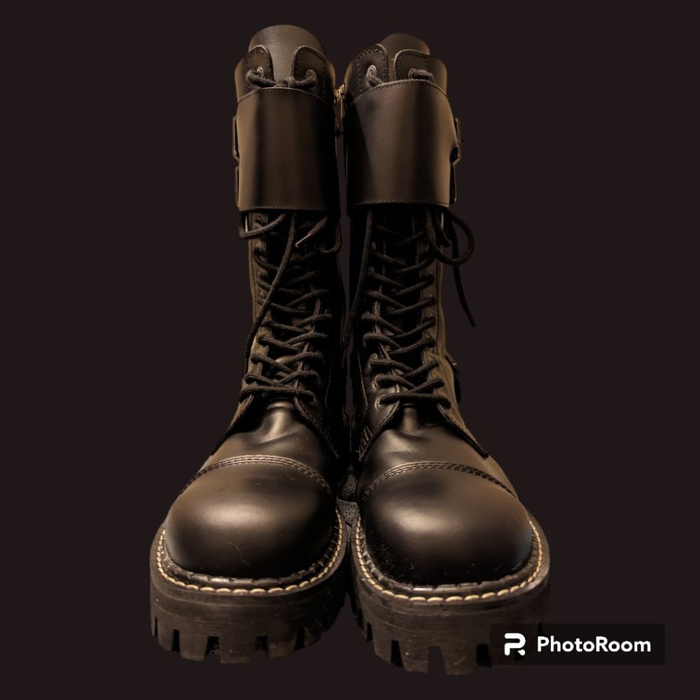 KMM boots